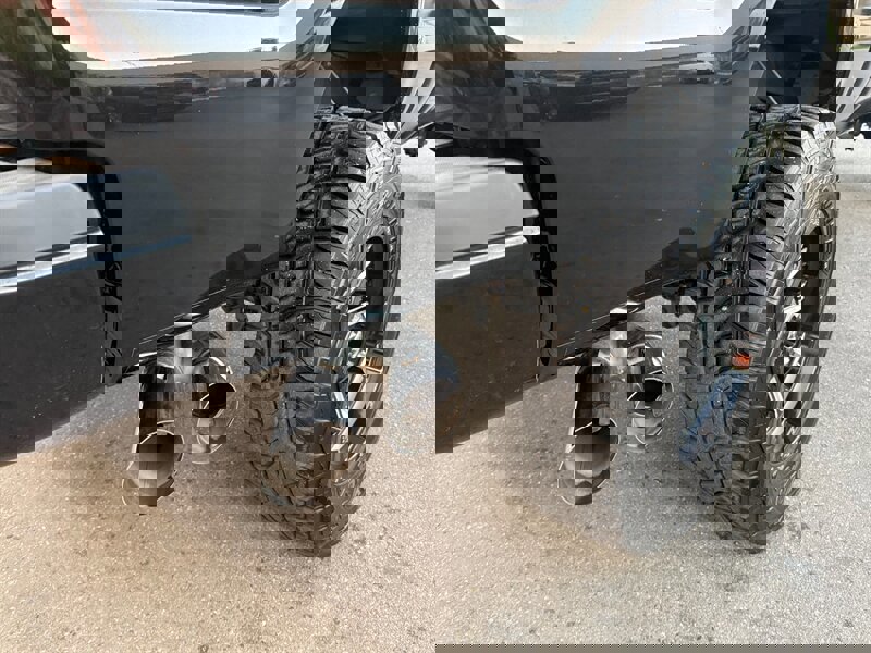 Used 2015 Ford F250 Platinum w/ FX4 Off-Road Package AWD/4WD image 21