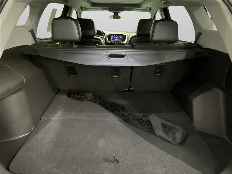 Used 2022 GMC Terrain SLT w/ Infotainment Package II image 27