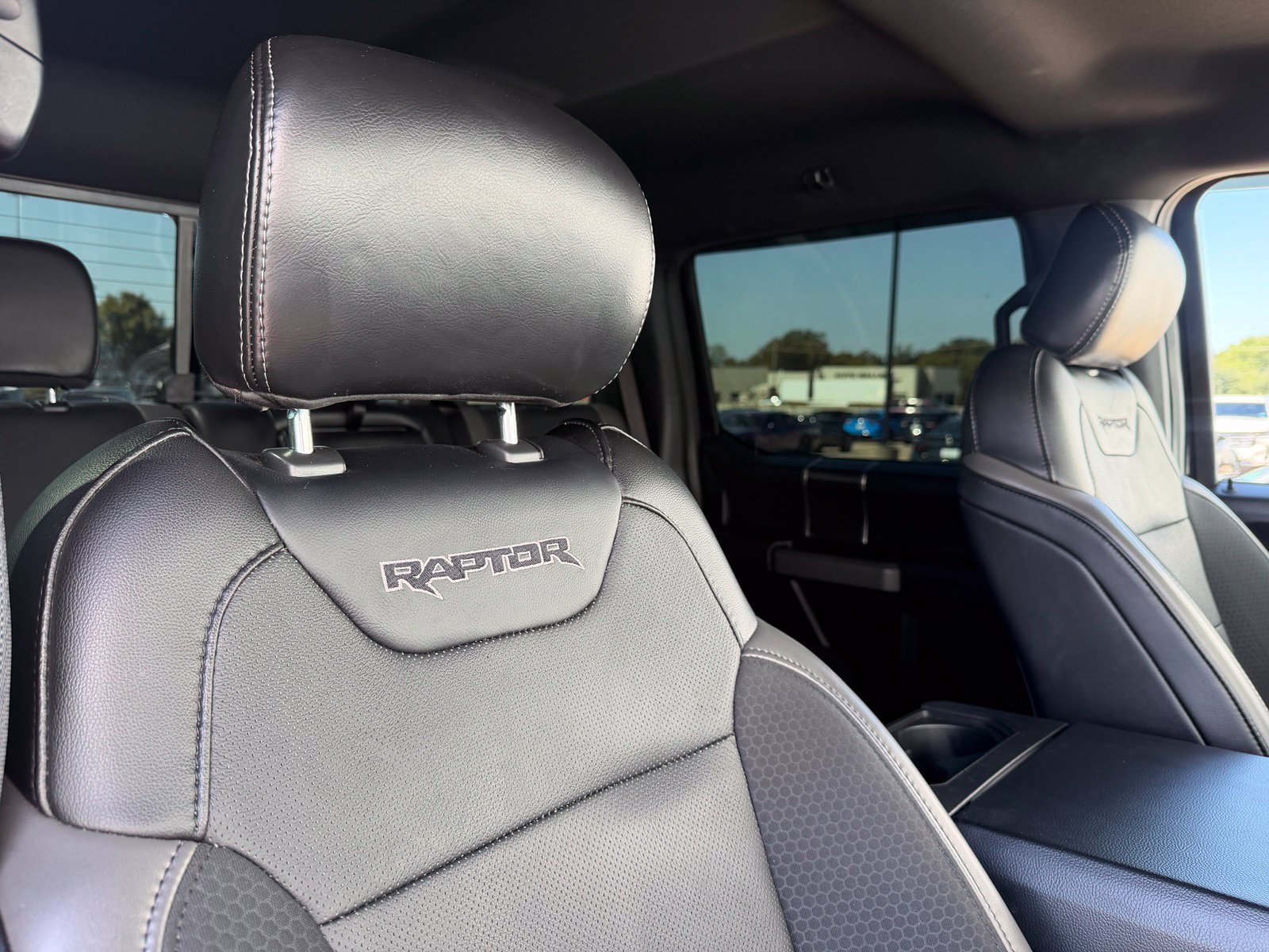 Used 2020 Ford F150 Raptor AWD/4WD image 33