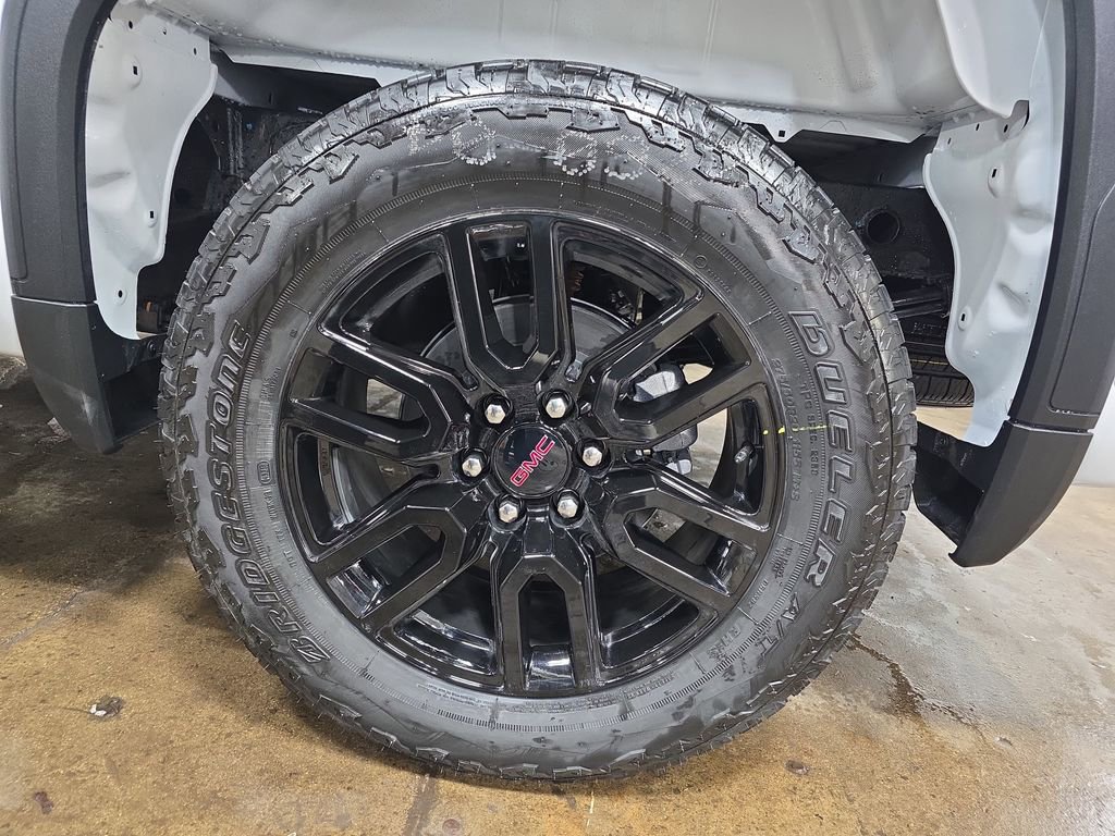 New 2026 GMC Sierra 1500 Elevation image 34