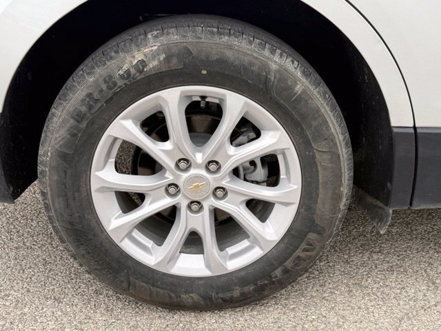 Used 2021 Chevrolet Equinox LT AWD/4WD image 10