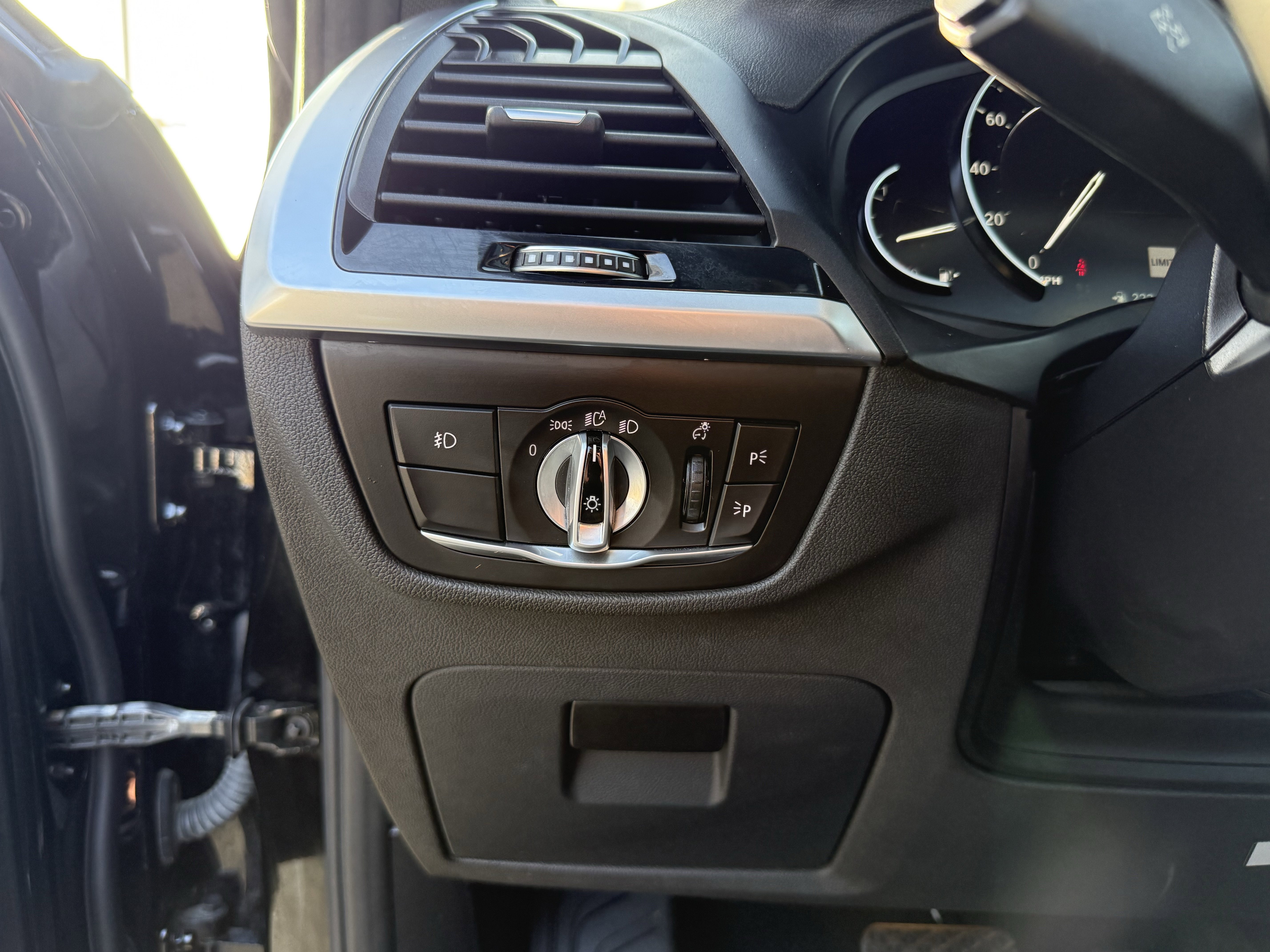 Used 2021 BMW X3 xDrive30i image 13