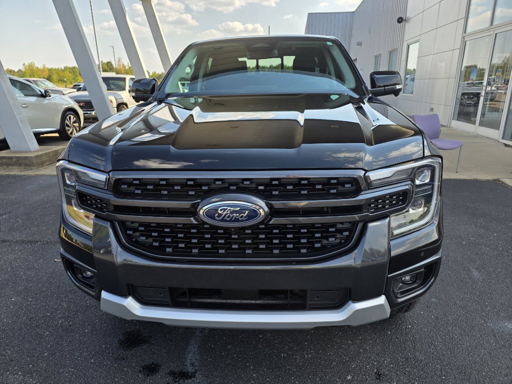 Used 2024 Ford Ranger Lariat w/ FX4 Off-Road Package image 8