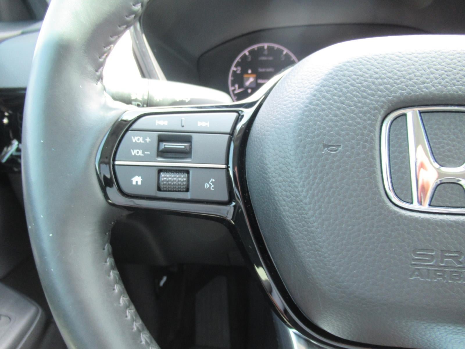 Used 2024 Honda CR-V EX-L image 25