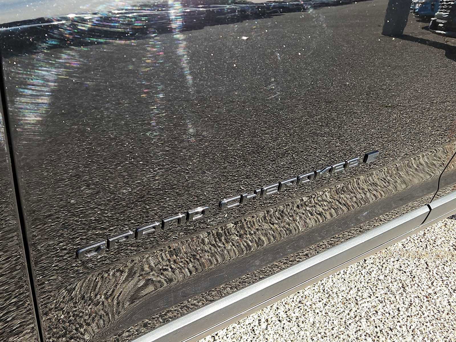 Used 2025 Jeep Grand Cherokee L Laredo image 11