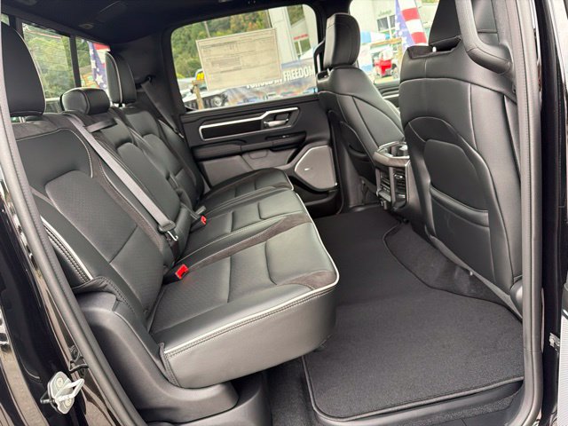 New 2027 RAM 1500 Laramie w/ Night Edition AWD/4WD image 27