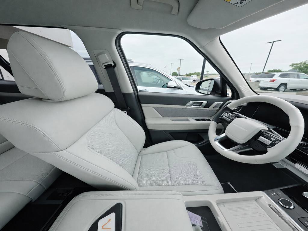 Used 2024 Hyundai Santa Fe SEL FWD image 10