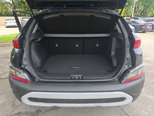 Used 2023 Hyundai Kona SEL w/ Cargo Package FWD image 8