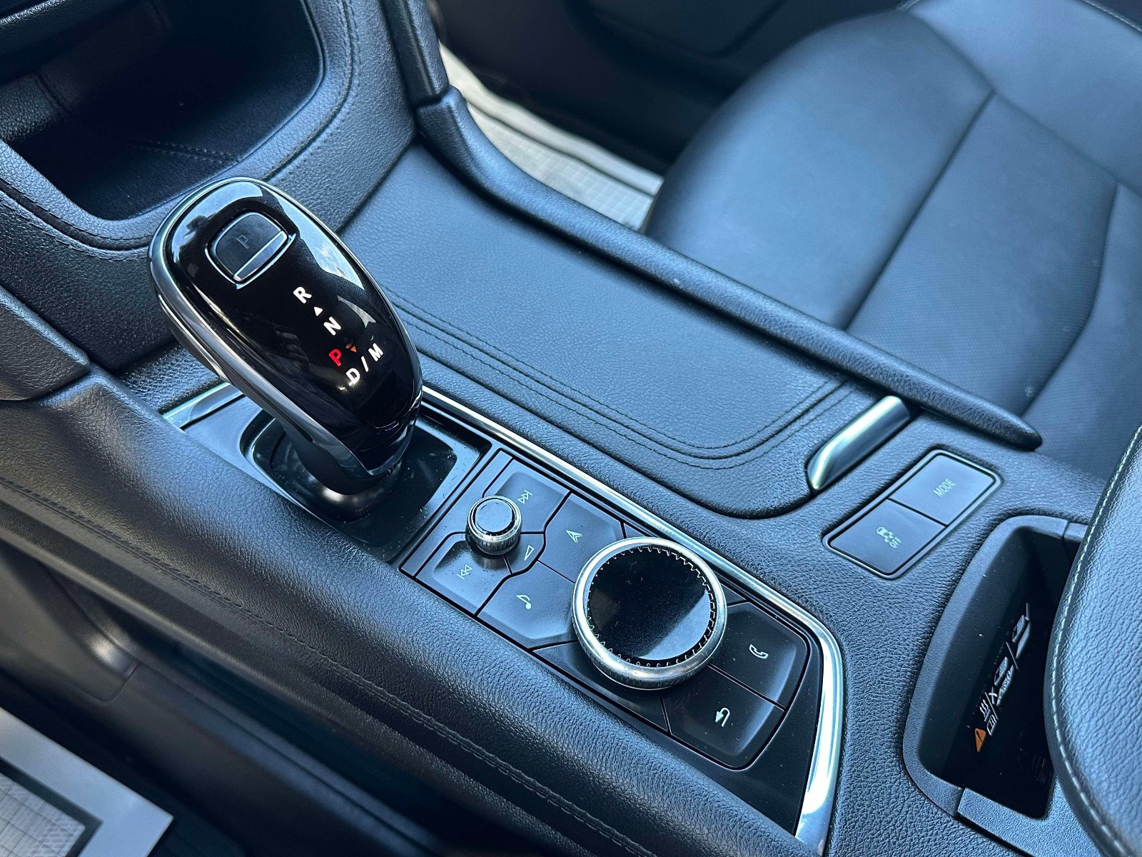 Certified 2021 Cadillac XT6 Sport image 13