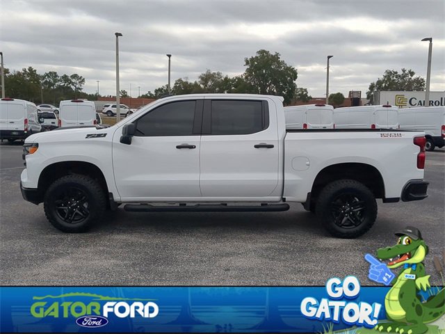 Used 2024 Chevrolet Silverado 1500 Custom Trail Boss w/ LPO, Dark Essentials Package image 8