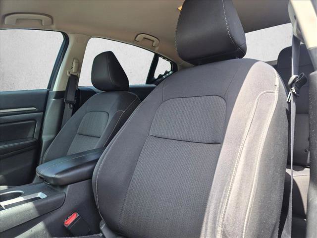 Used 2022 Nissan Altima 2.5 SV FWD image 11
