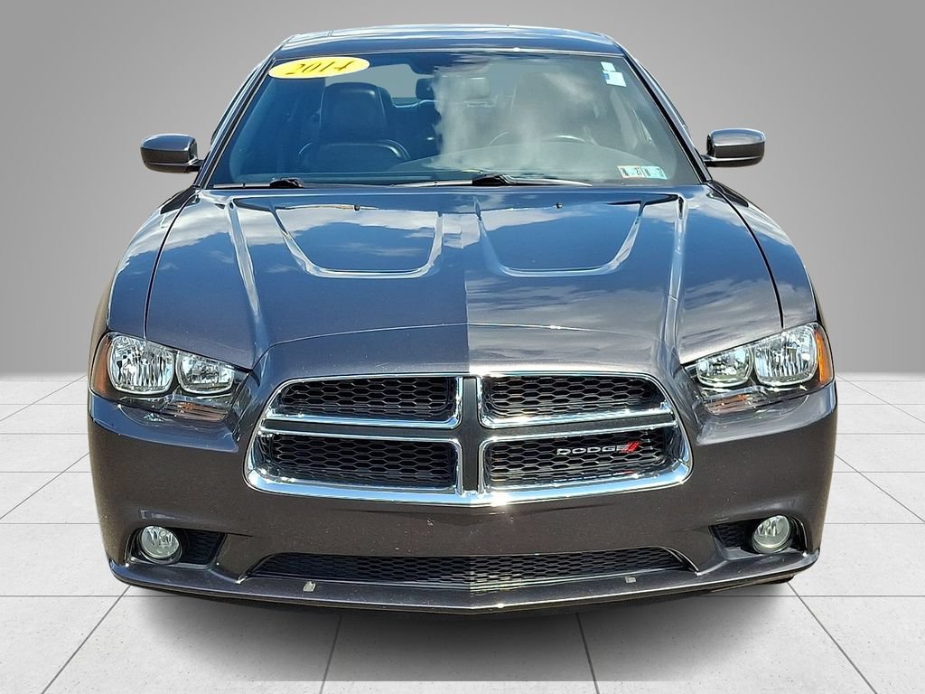 Used 2014 Dodge Charger SXT Plus RWD image 3