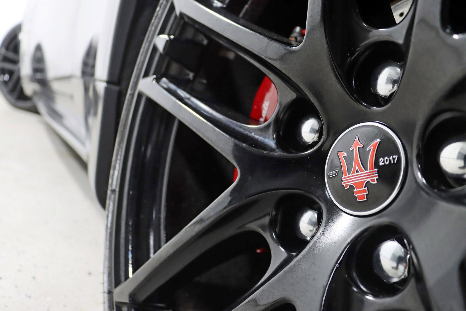 Used 2017 Maserati GranTurismo Sport image 15