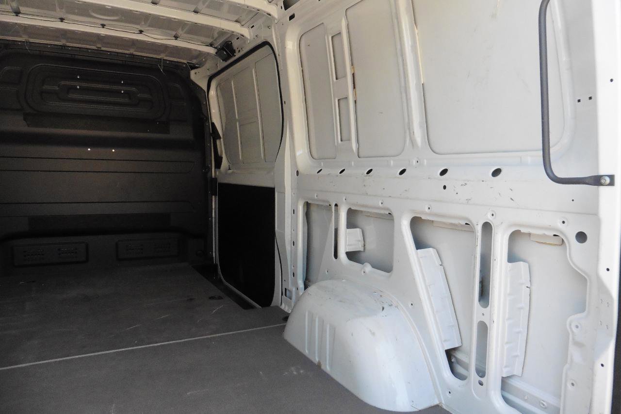 Used 2022 Mercedes-Benz Sprinter 1500 image 7