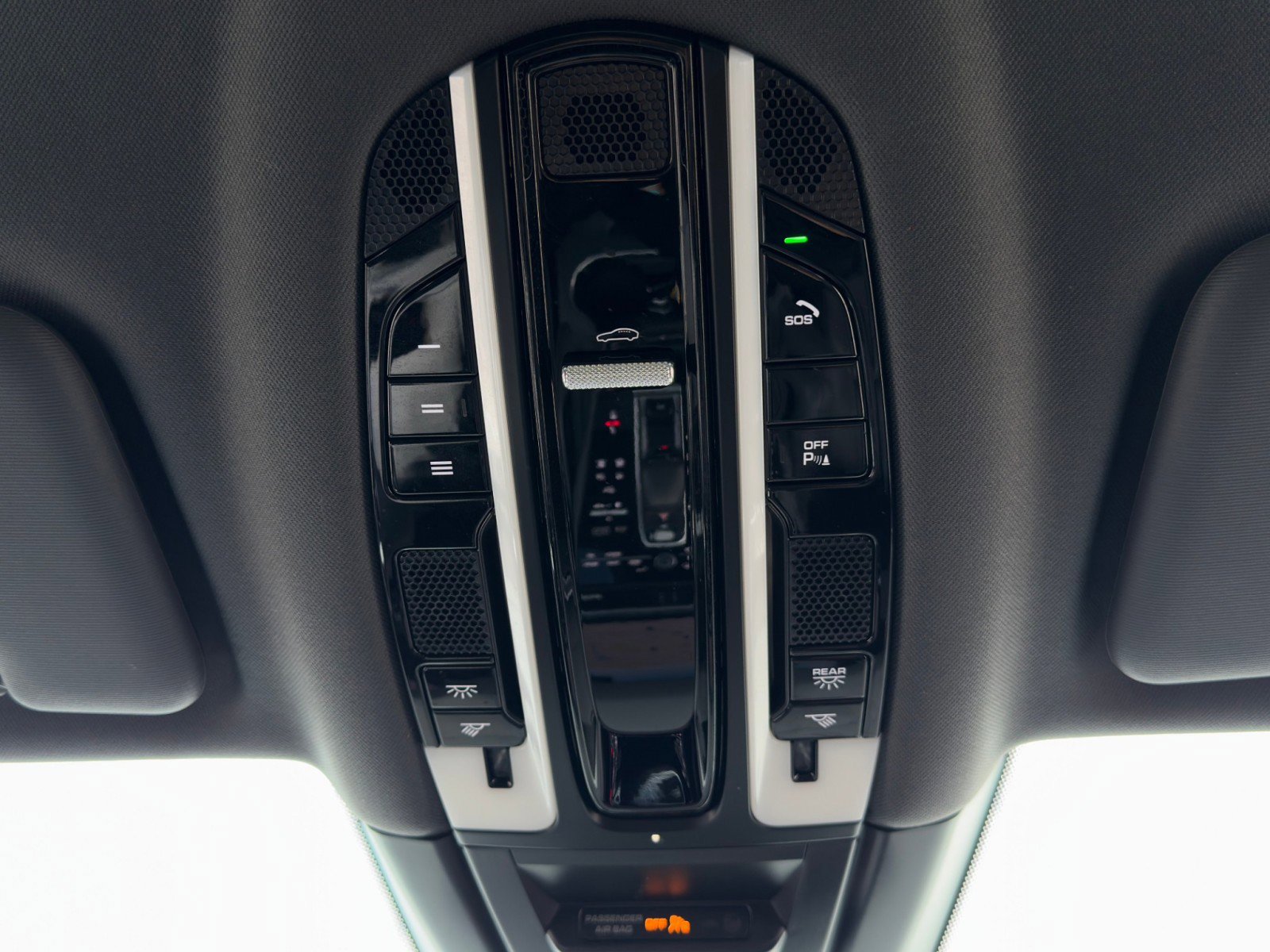 Used 2023 Porsche Cayenne E-Hybrid image 39