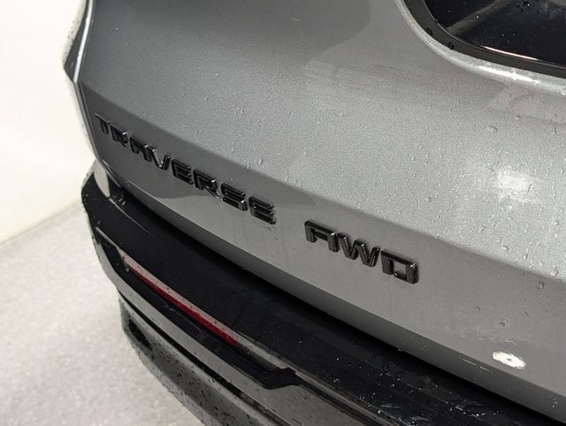 Used 2024 Chevrolet Traverse RS AWD/4WD image 5