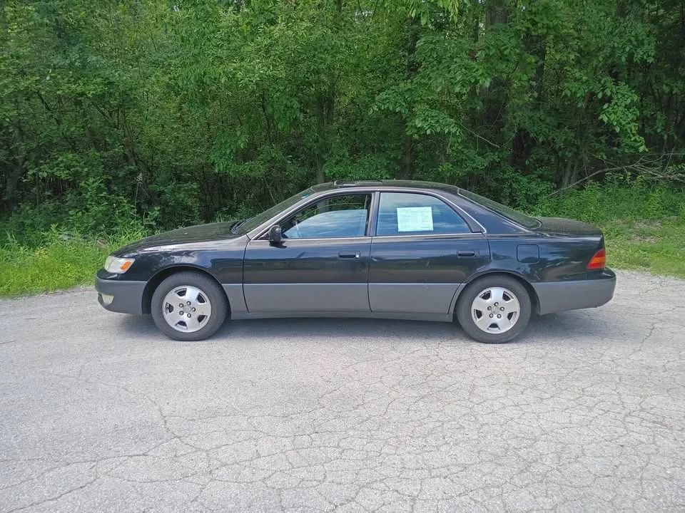Used 1998 Lexus ES 330