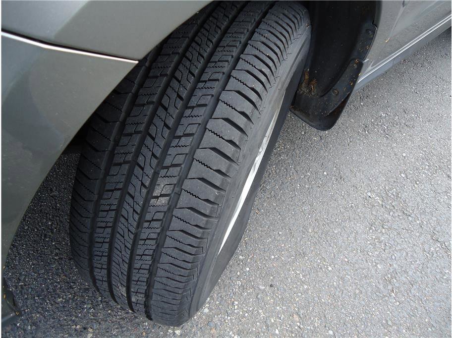 Used 2012 Hyundai Santa Fe GLS image 21