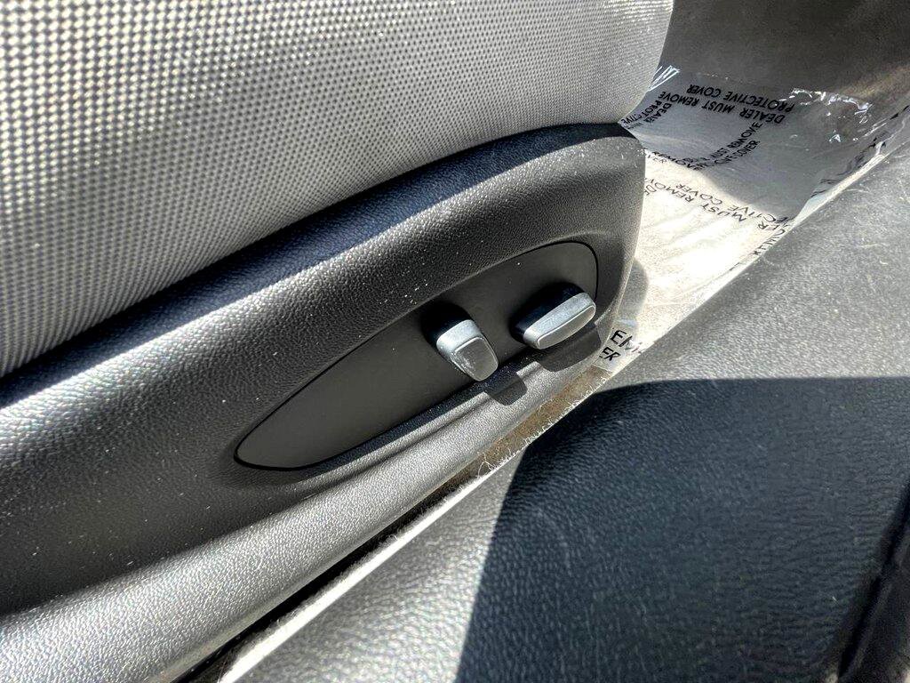 Used 2020 Chevrolet Camaro LT image 10