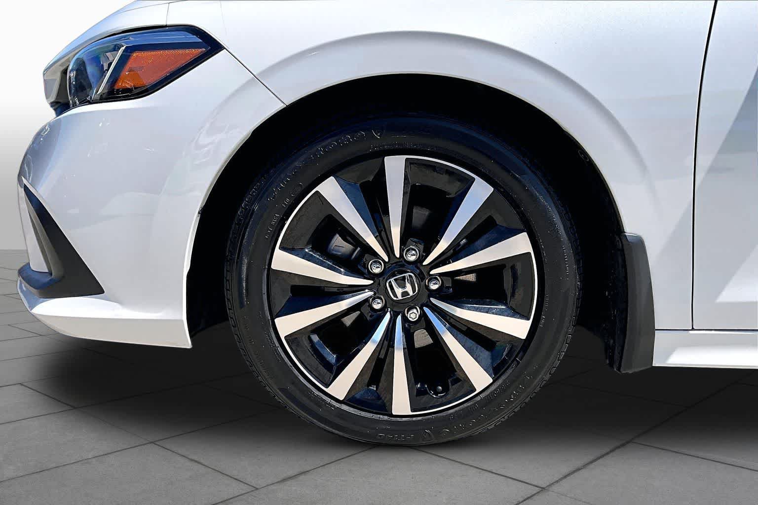 Used 2022 Honda Civic EX image 10