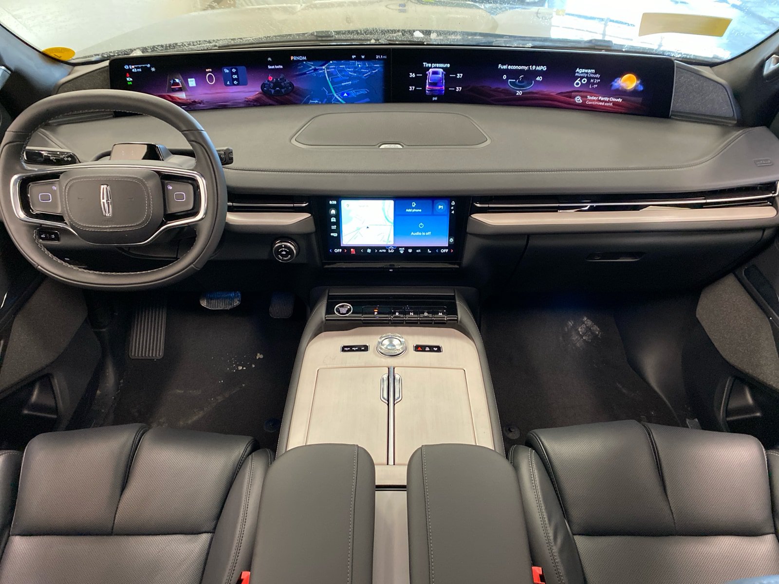 New 2026 Lincoln Navigator Reserve w/ Jet Appearance Package AWD/4WD image 14