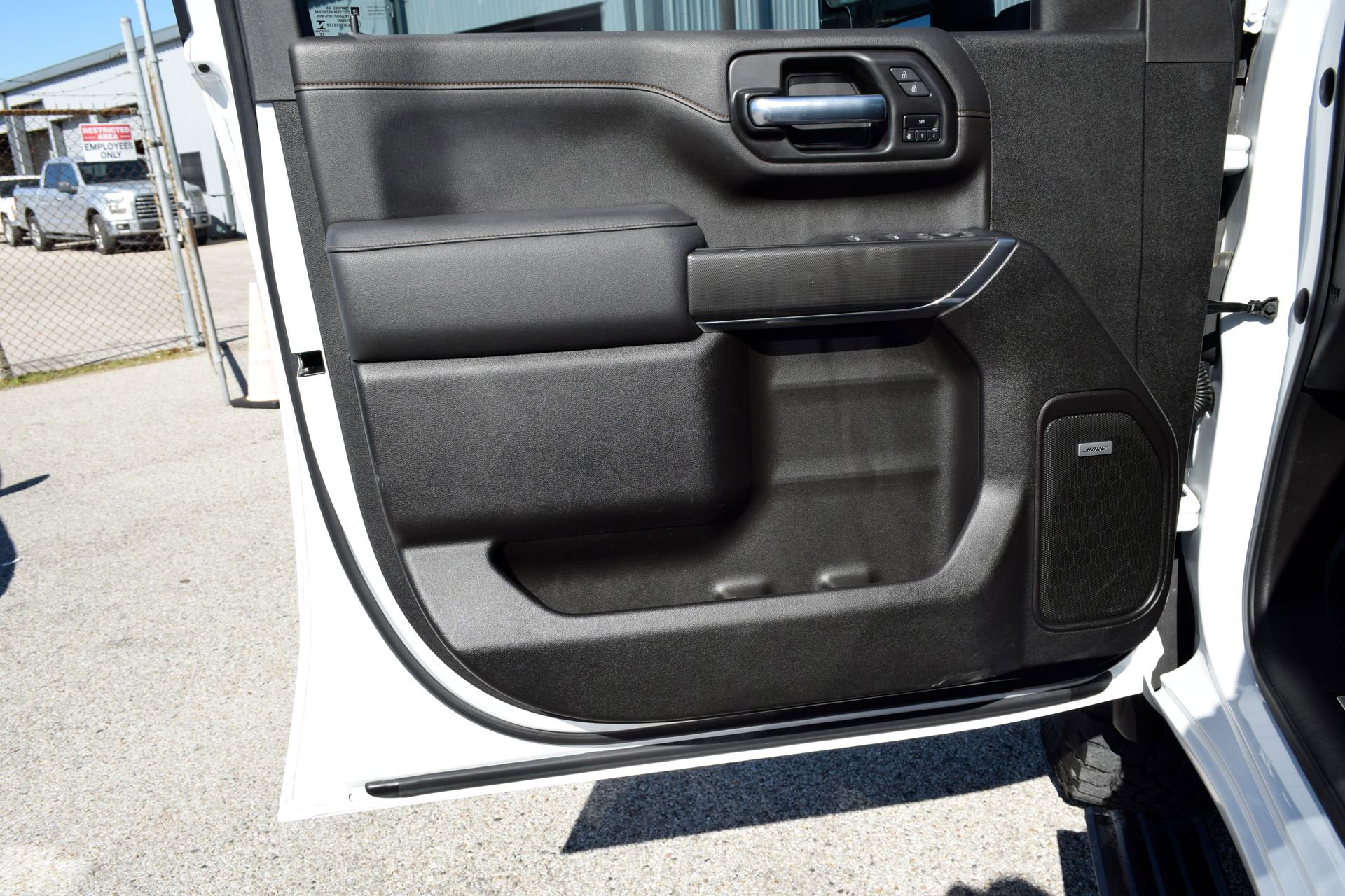 Used 2023 GMC Sierra 2500 AT4 w/ AT4 Premium Plus Package image 19