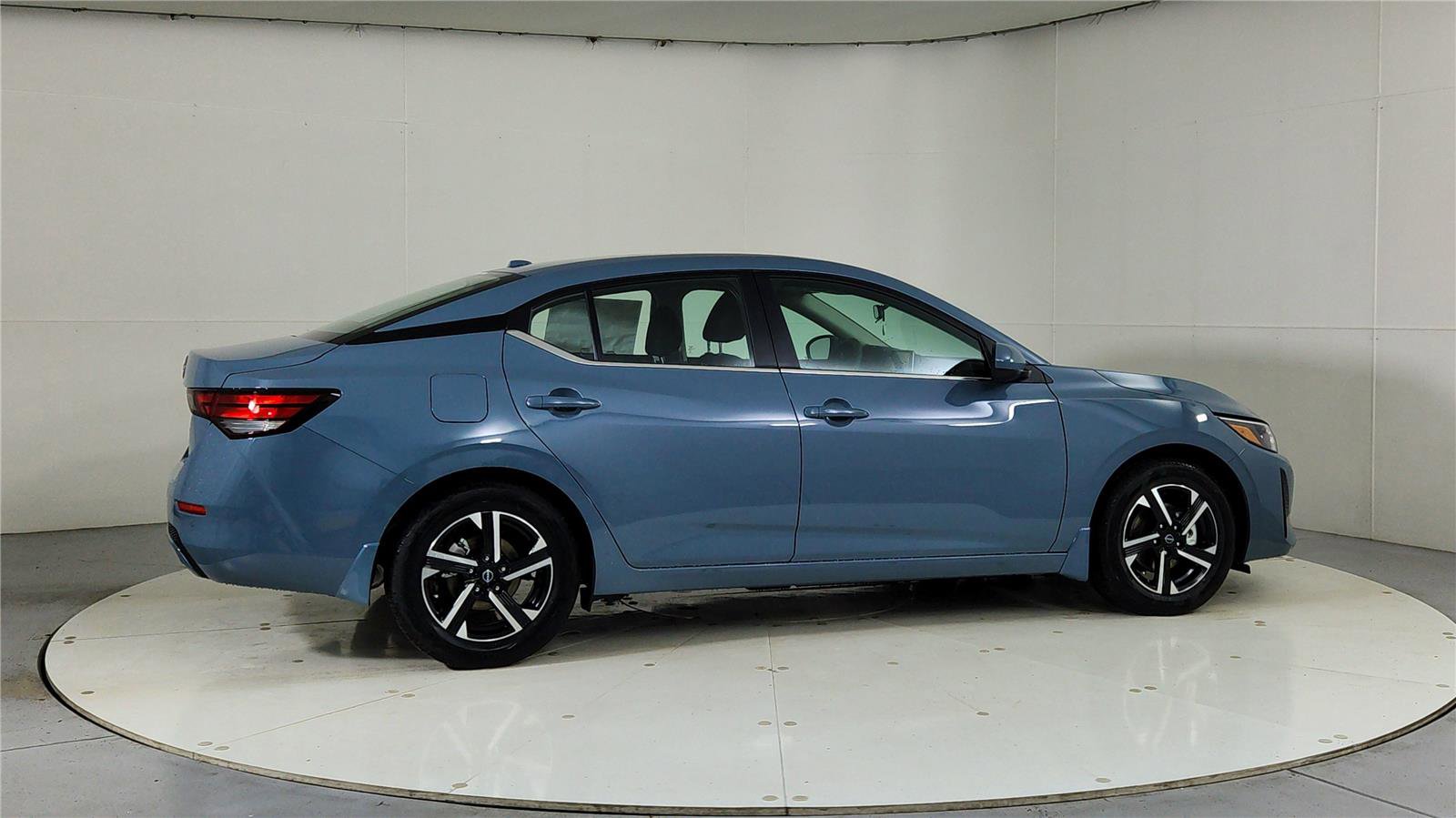 New 2025 Nissan Sentra SV w/ All-Weather Package image 7