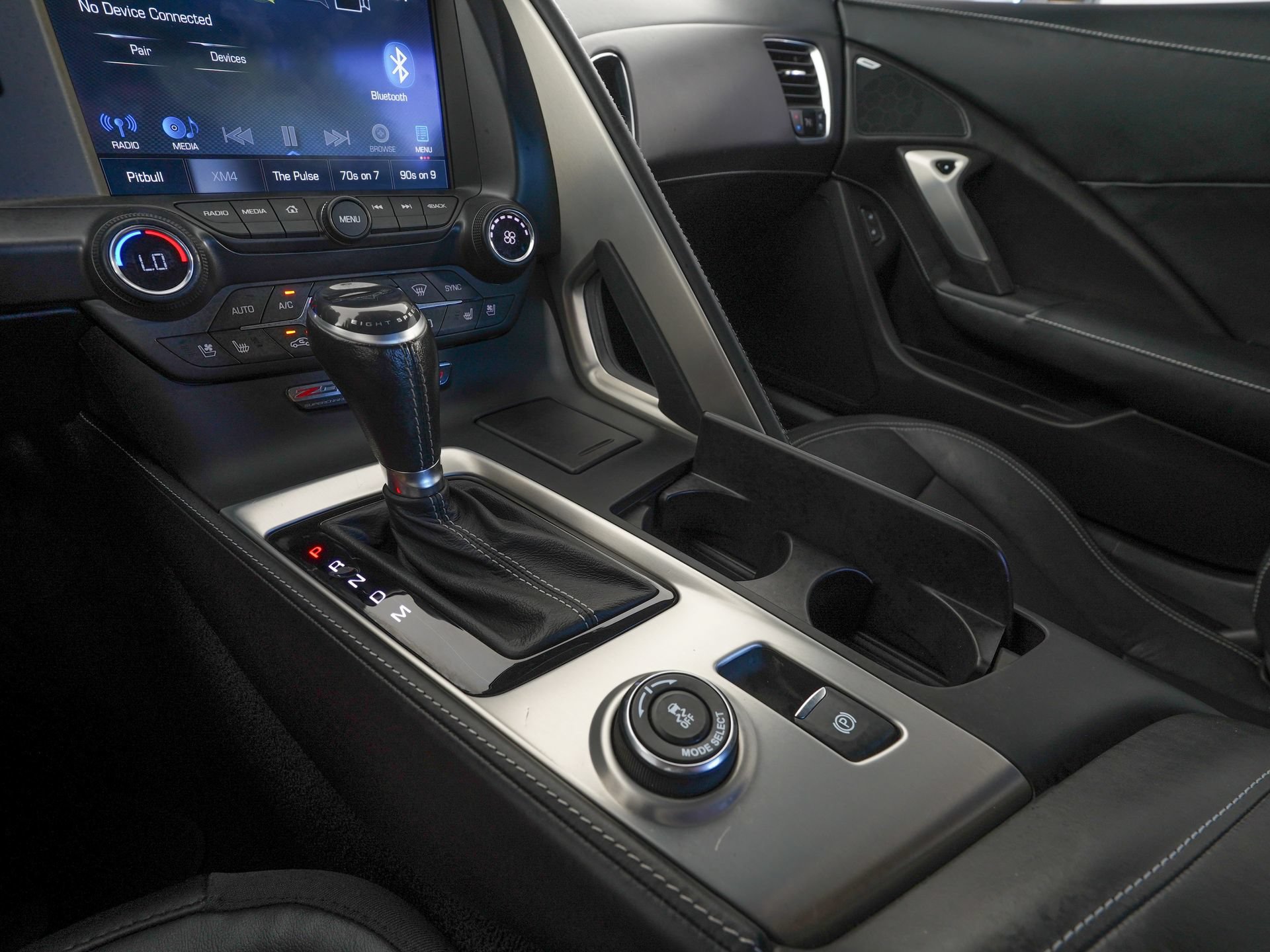 Used 2018 Chevrolet Corvette Z06 RWD image 18