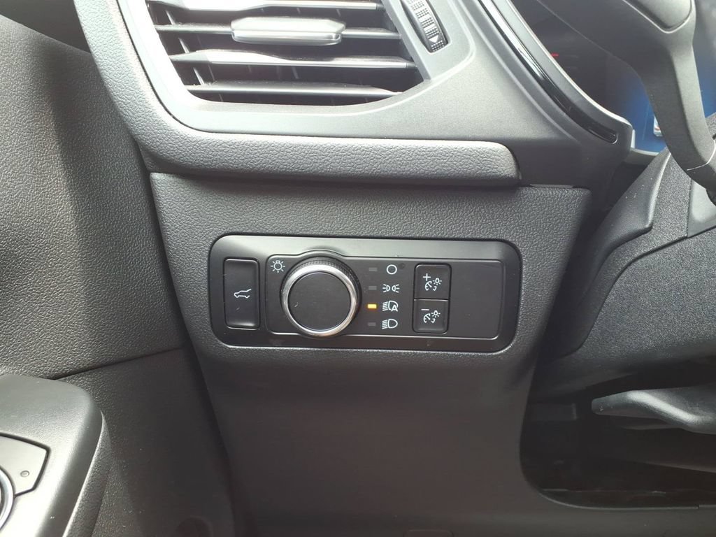 Certified 2024 Ford Escape ST-Line w/ Tech Pack #1 AWD/4WD image 16