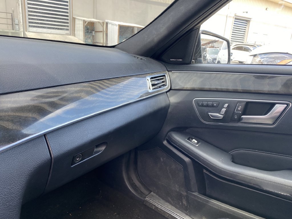 Used 2016 Mercedes-Benz E 350 Sedan image 9