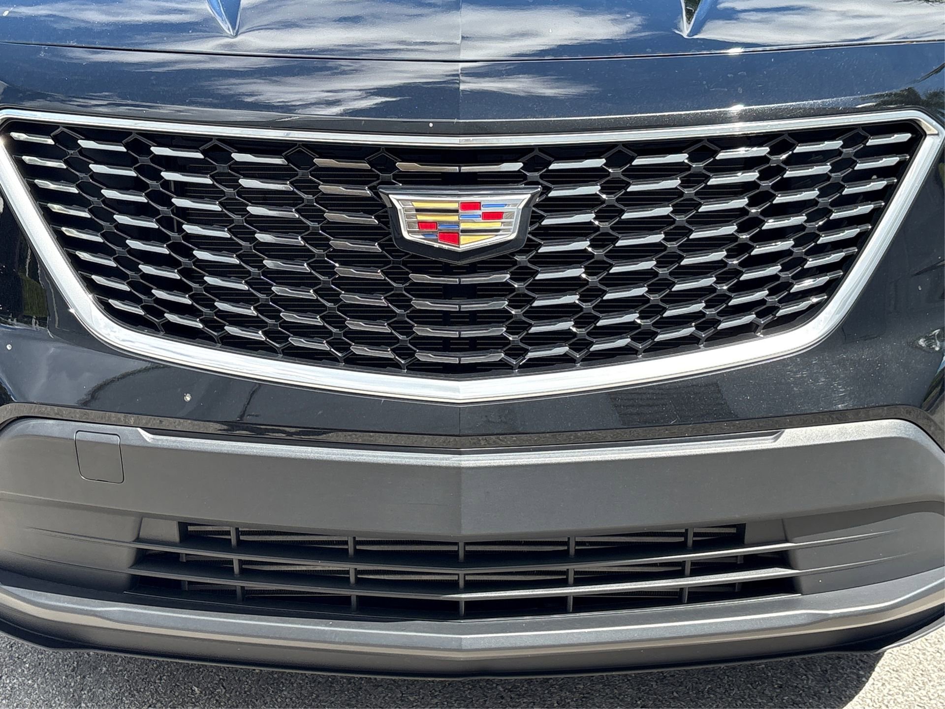 Certified 2023 Cadillac XT4 Luxury w/ Driver Awareness Package image 14