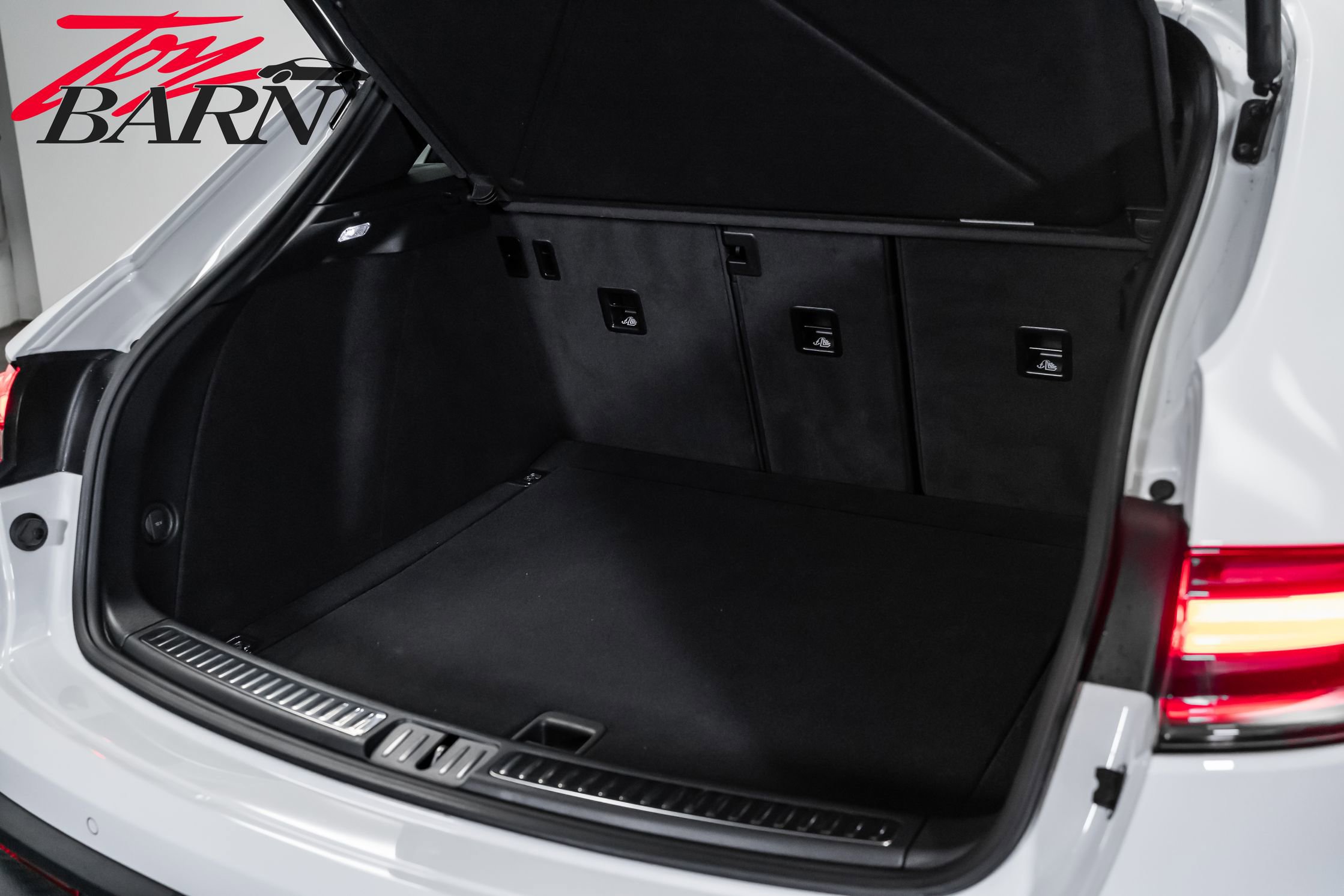 Used 2022 Porsche Macan S image 50