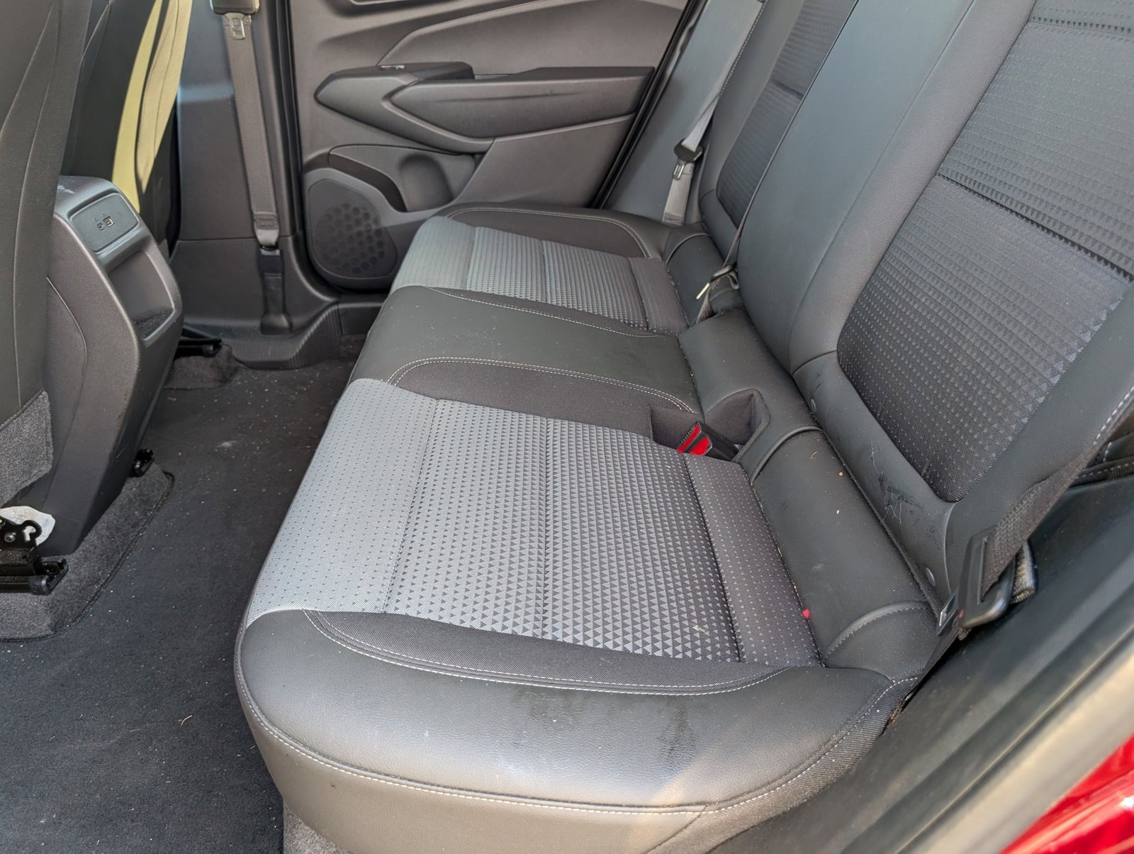 Used 2025 Chevrolet Trax LT w/ Driver Confidence Package image 8