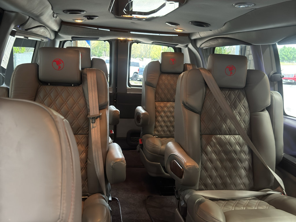 Used 2023 GMC Savana 2500 RWD image 26