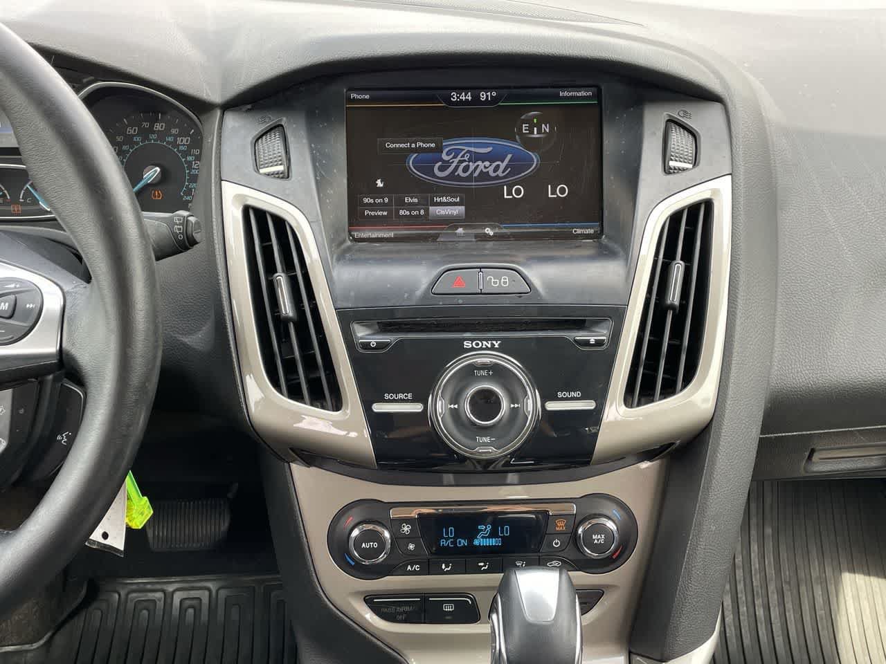 Used 2012 Ford Focus SEL FWD image 13