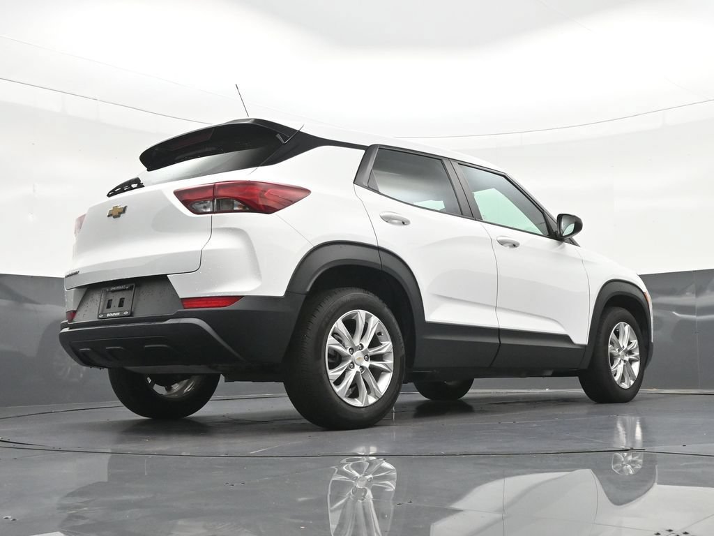 Used 2023 Chevrolet TrailBlazer LS FWD image 27