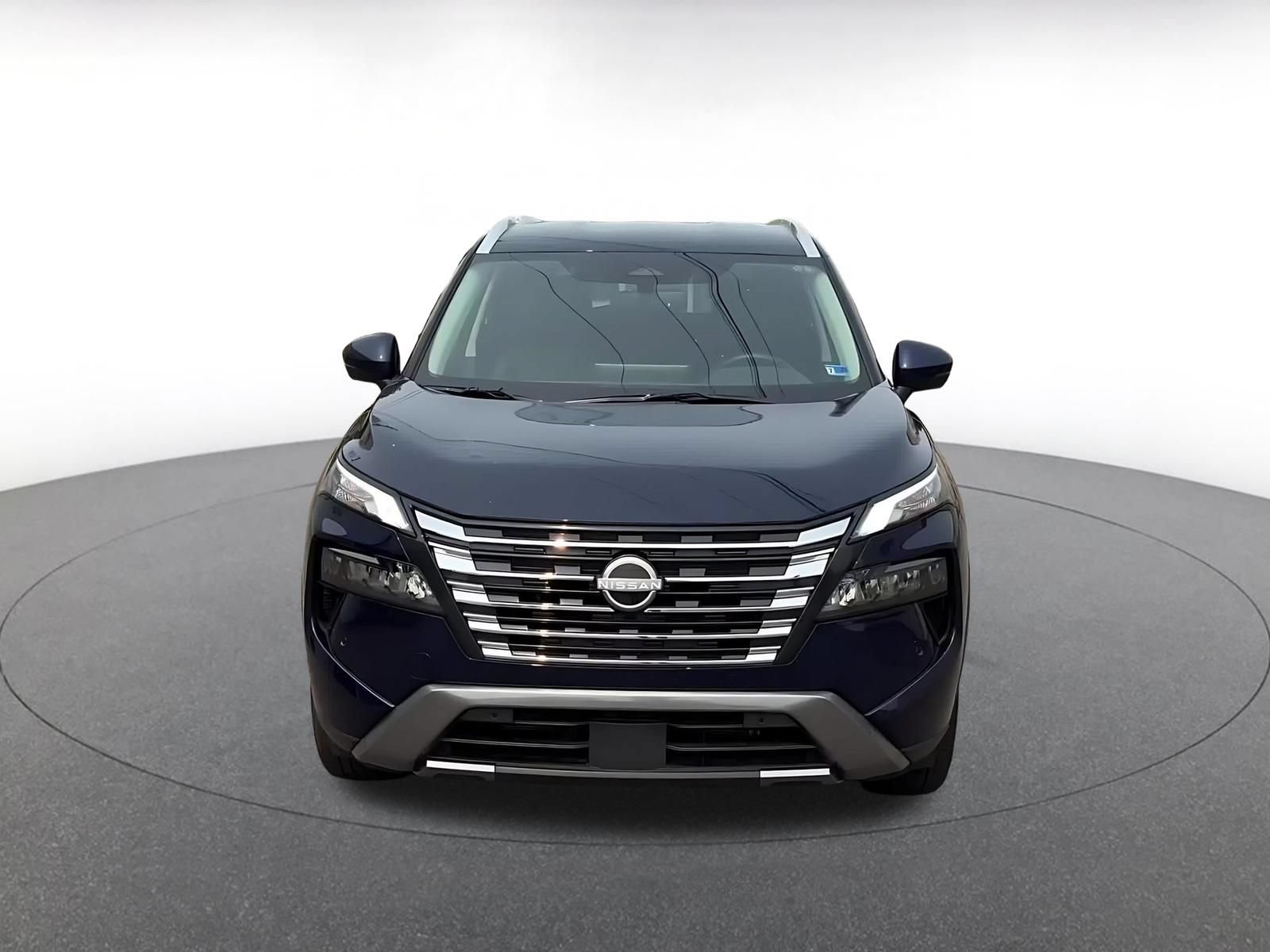 Used 2026 Nissan Rogue SL AWD/4WD image 4