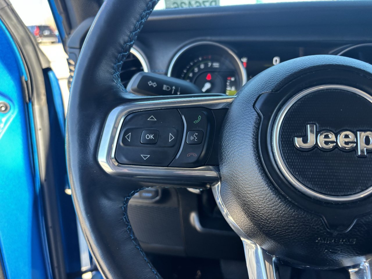 Used 2023 Jeep Wrangler Unlimited Rubicon 4xe w/ Steel Bumper Group AWD/4WD image 25
