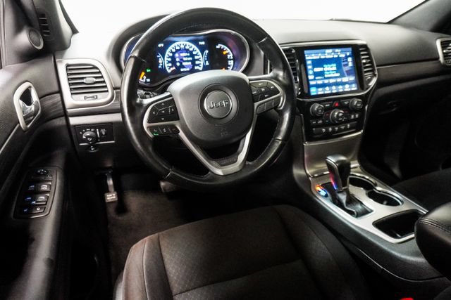 Used 2022 Jeep Grand Cherokee Laredo E w/ Security & Convenience Group RWD image 13