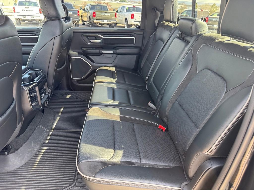 Used 2022 RAM 1500 Laramie AWD/4WD image 10