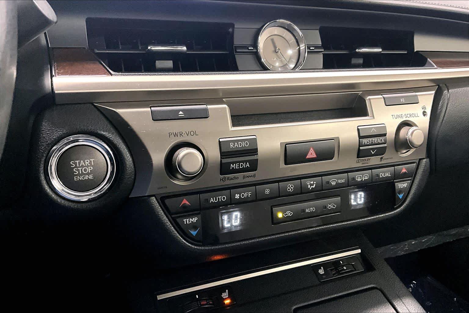 Used 2013 Lexus ES 350 w/ Premium Pkg FWD image 35