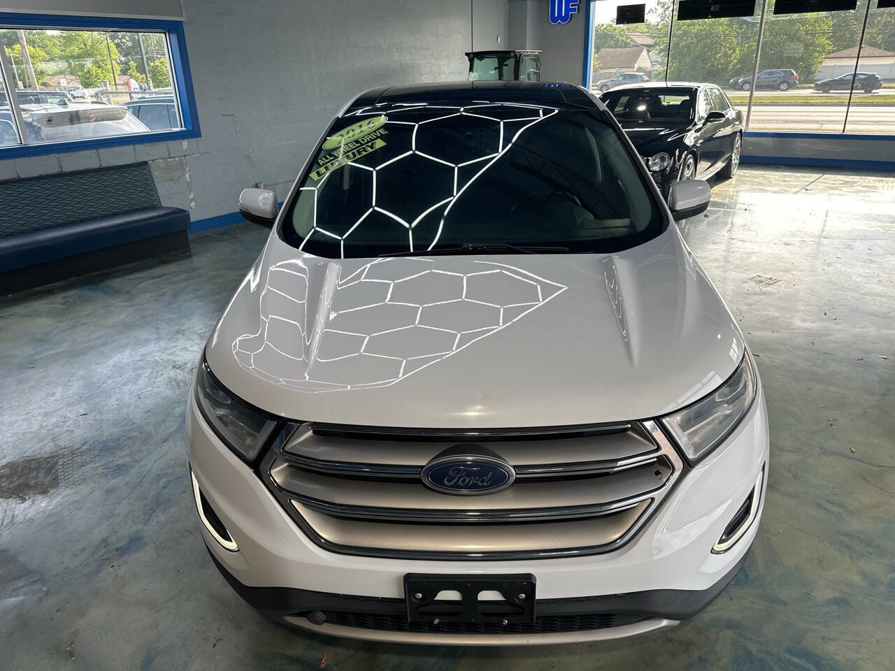 Used 2016 Ford Edge SEL w/ Canadian Touring Package AWD/4WD image 10