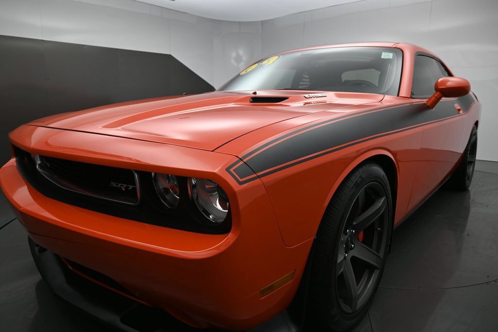 Used 2009 Dodge Challenger SRT8 RWD image 27