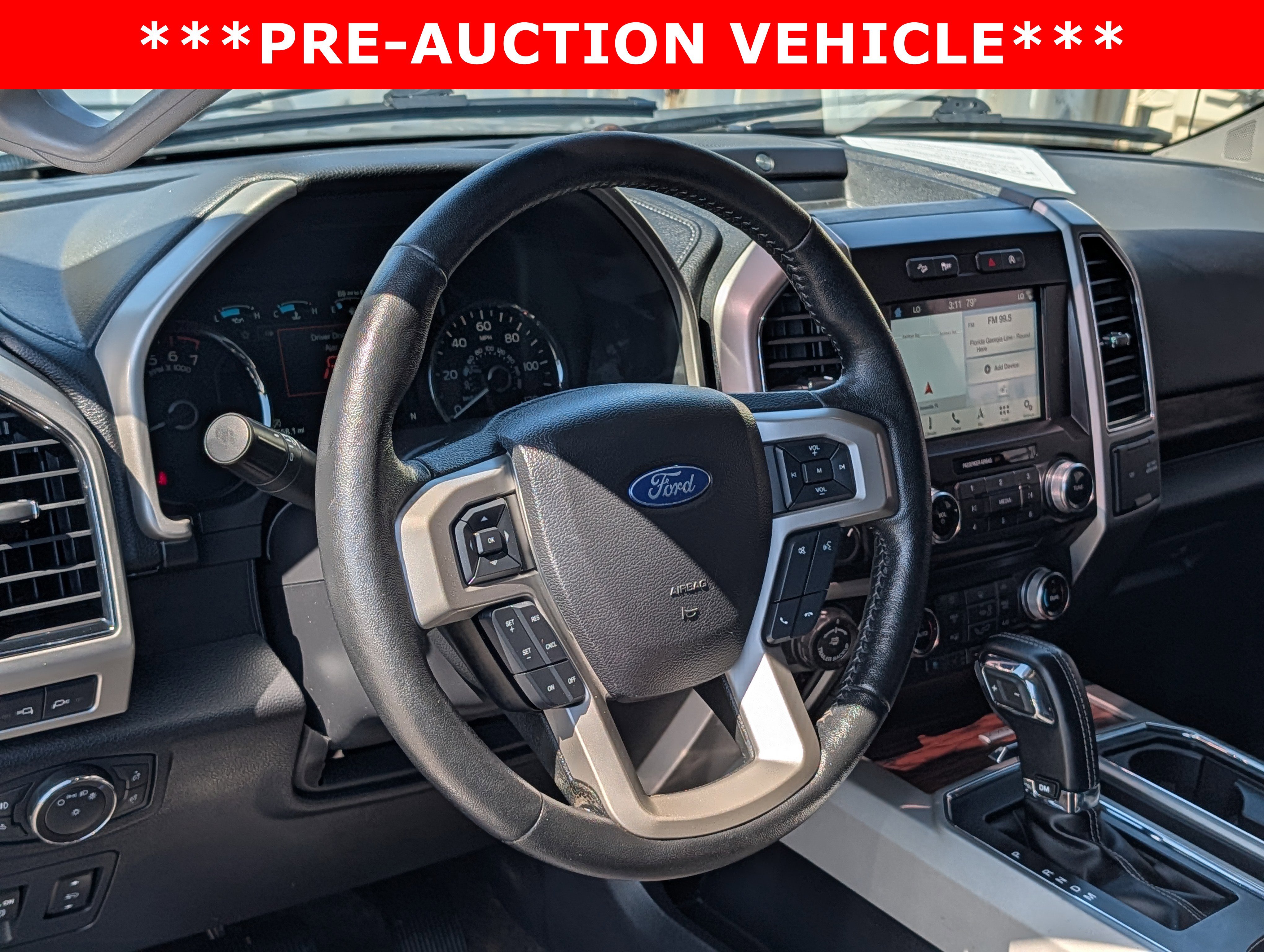 Used 2018 Ford F150 Lariat w/ Equipment Group 502A Luxury AWD/4WD image 25