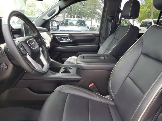 Used 2024 GMC Yukon SLT w/ SLT Luxury Package RWD image 18