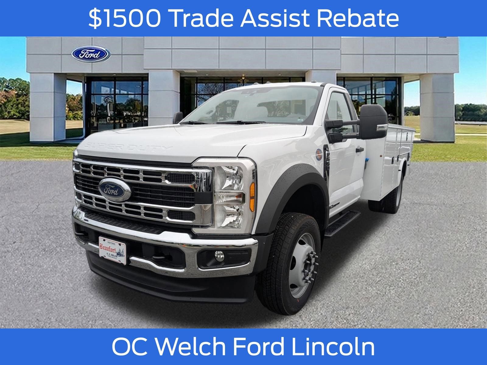 New 2025 Ford F550 4x4 Regular Cab Super Duty image 9