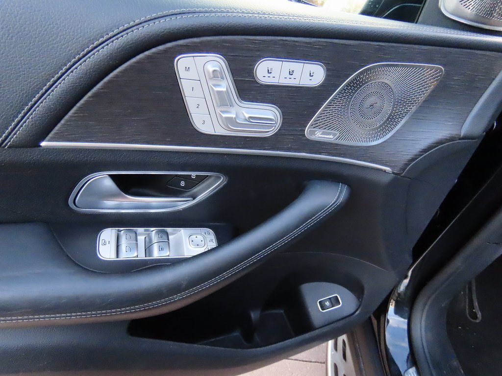 Used 2021 Mercedes-Benz GLS 580 4MATIC image 29