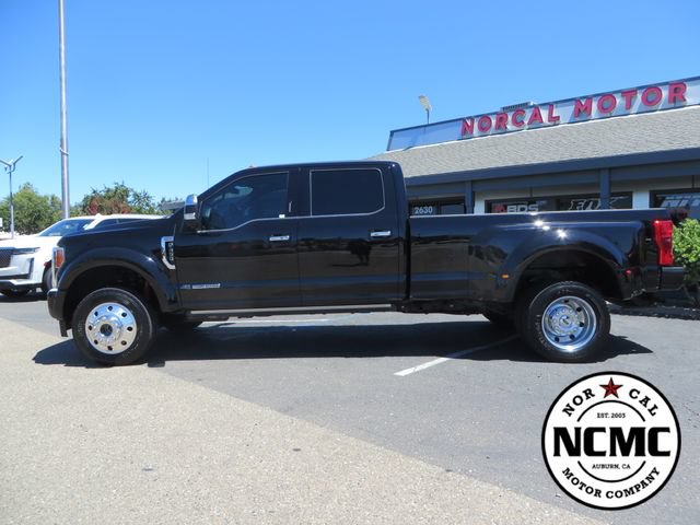 Used 2017 Ford F450 Platinum w/ FX4 Off-Road Package AWD/4WD image 2