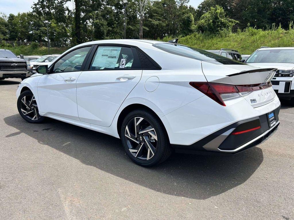 New 2026 Hyundai Elantra SEL Sport FWD image 48