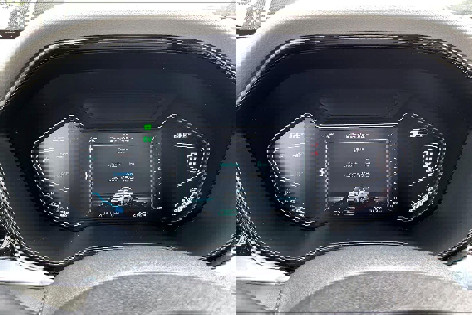 Used 2022 Kia Niro EX Premium FWD image 26